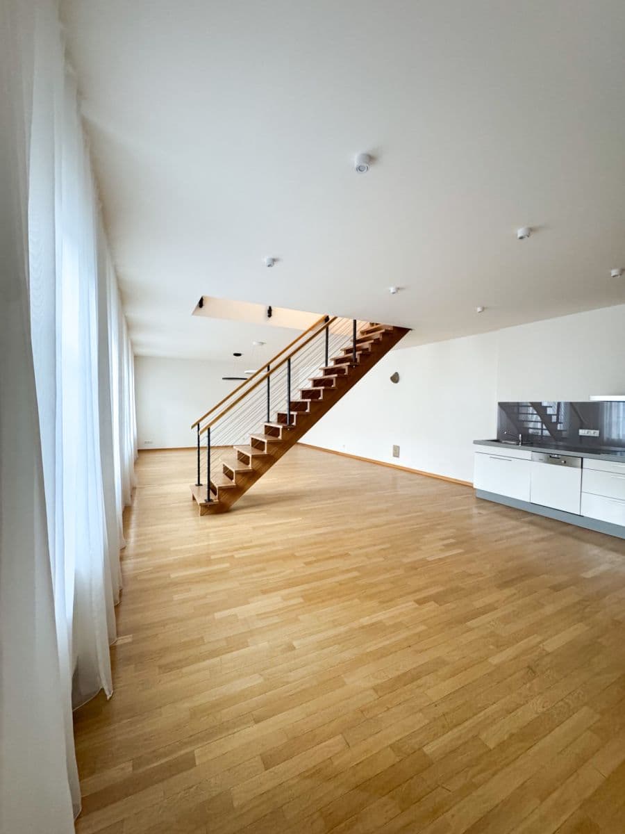 2 bedroom with open-plan kitchen flat to rent, 143 m², Opatovická, Prague, Prague 2 bedroom with open-plan kitchen flat to rent, 143 m², Opatovická, Prague, Prague