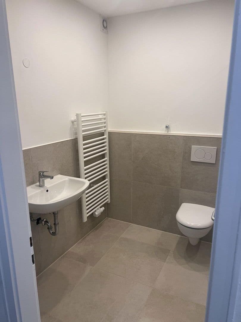 3 bedroom flat to rent, 71 m², Kaltenhoferstr. 2, Augsburg, Bavaria 3 bedroom flat to rent, 71 m², Kaltenhoferstr. 2, Augsburg, Bavaria