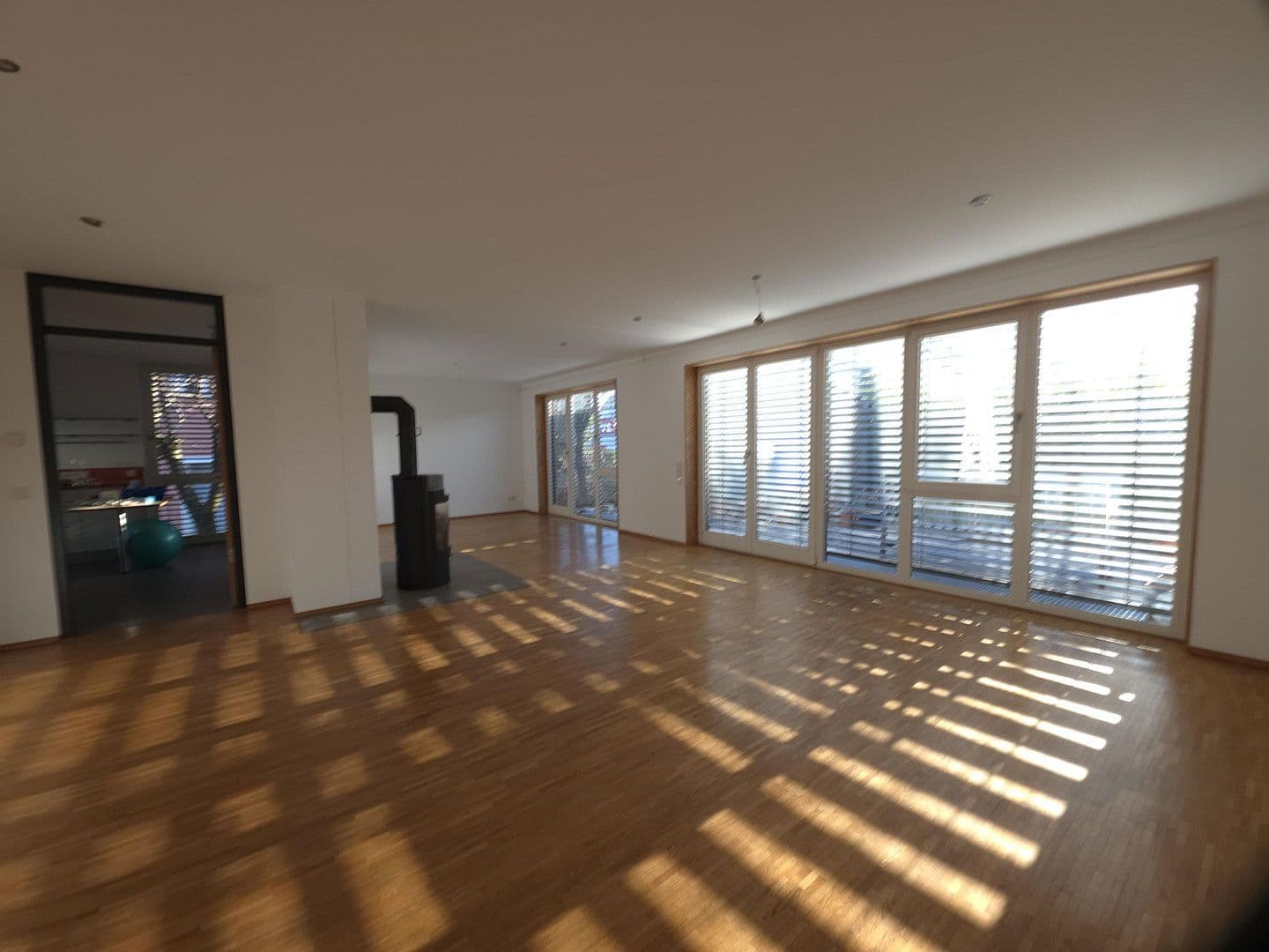 house to rent, 200 m², Reutlingen, Baden-Württemberg house to rent, 200 m², Reutlingen, Baden-Württemberg