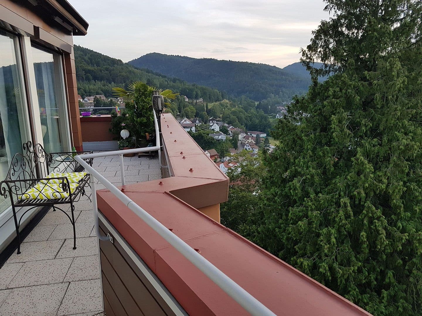 2 bedroom with open-plan kitchen flat for sale, 120 m², Oswald-Zobel-Straße 11, Bad Herrenalb, Baden-Württemberg 2 bedroom with open-plan kitchen flat for sale, 120 m², Oswald-Zobel-Straße 11, Bad Herrenalb, Baden-Württemberg