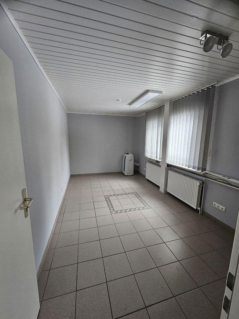 non-residential property to rent, 4,000 m², Tostedt, Lower Saxony non-residential property to rent, 4,000 m², Tostedt, Lower Saxony