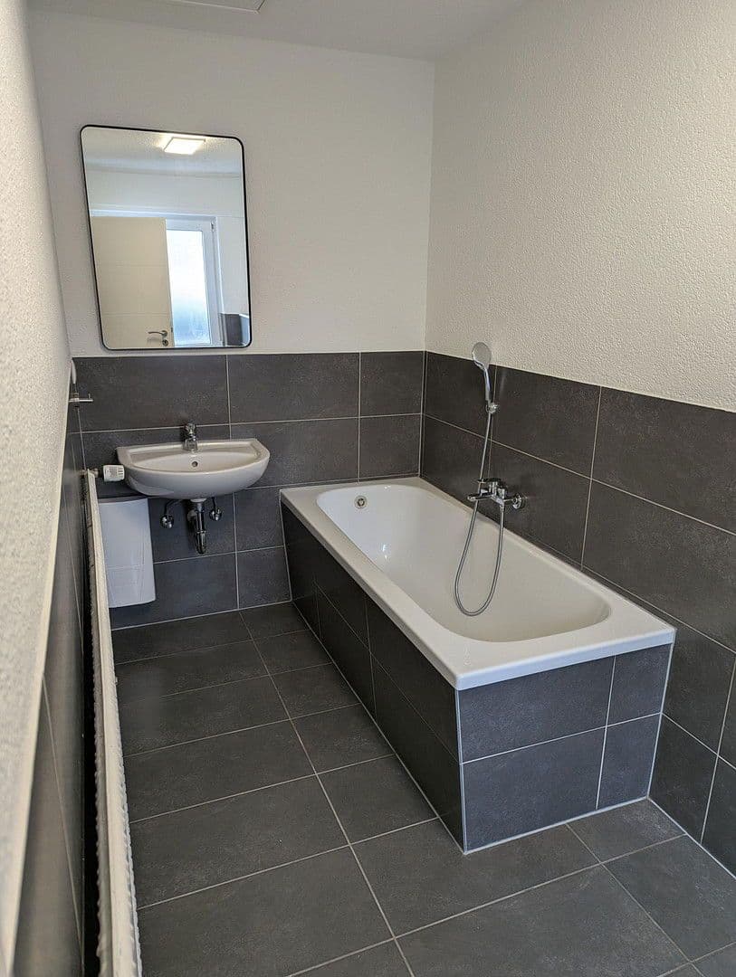 3 bedroom flat to rent, 46 m², Kamp-Bornhofen, Rhineland-Palatinate 3 bedroom flat to rent, 46 m², Kamp-Bornhofen, Rhineland-Palatinate