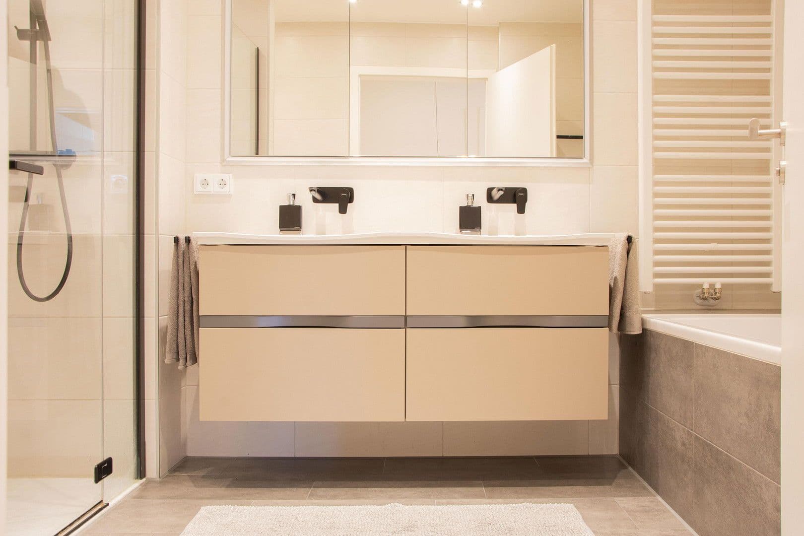 4 bedroom flat to rent, 108 m², Zimmererstr. 16, Augsburg, Bavaria 4 bedroom flat to rent, 108 m², Zimmererstr. 16, Augsburg, Bavaria