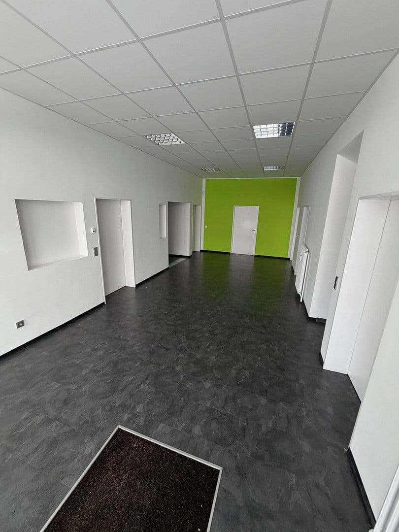 office to rent, 5,050 m², Deilinghoferstr. 35-37, Hemer, North Rhine-Westphalia office to rent, 5,050 m², Deilinghoferstr. 35-37, Hemer, North Rhine-Westphalia