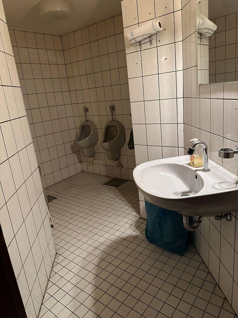 non-residential property to rent, 107 m², Obersulm, Baden-Württemberg non-residential property to rent, 107 m², Obersulm, Baden-Württemberg