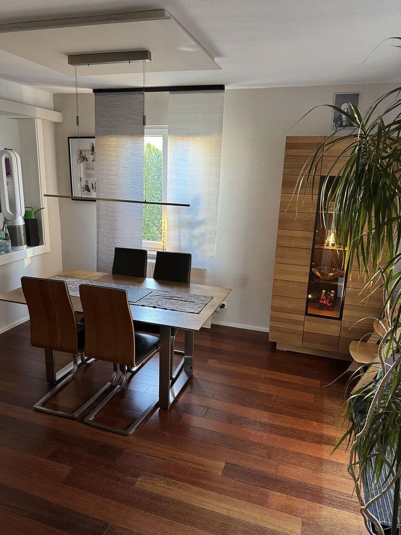 house for sale, 170 m², Kirchheim unter Teck, Baden-Württemberg house for sale, 170 m², Kirchheim unter Teck, Baden-Württemberg