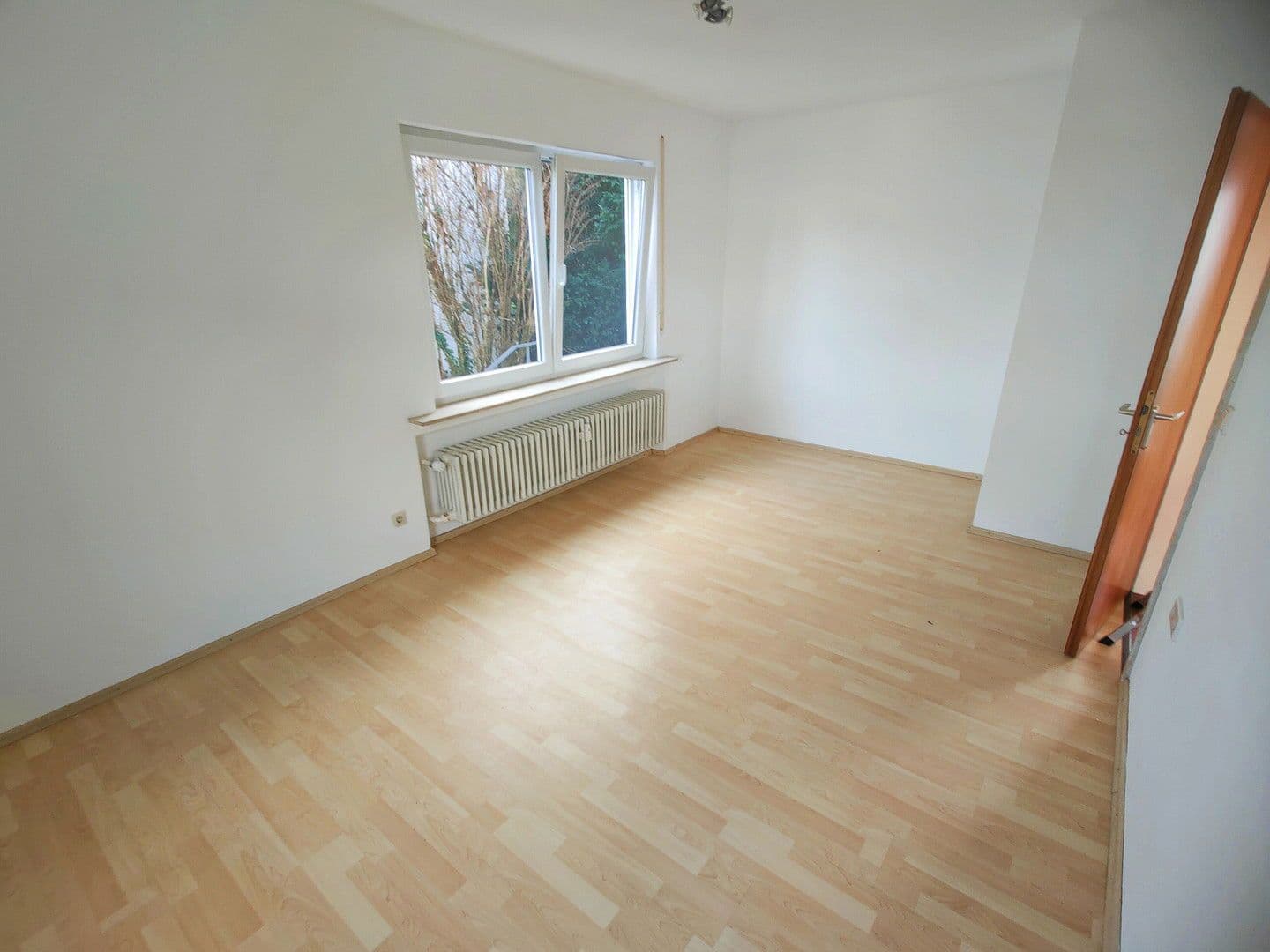 1 bedroom with open-plan kitchen flat to rent, 65 m², Reutlingen, Baden-Württemberg 1 bedroom with open-plan kitchen flat to rent, 65 m², Reutlingen, Baden-Württemberg