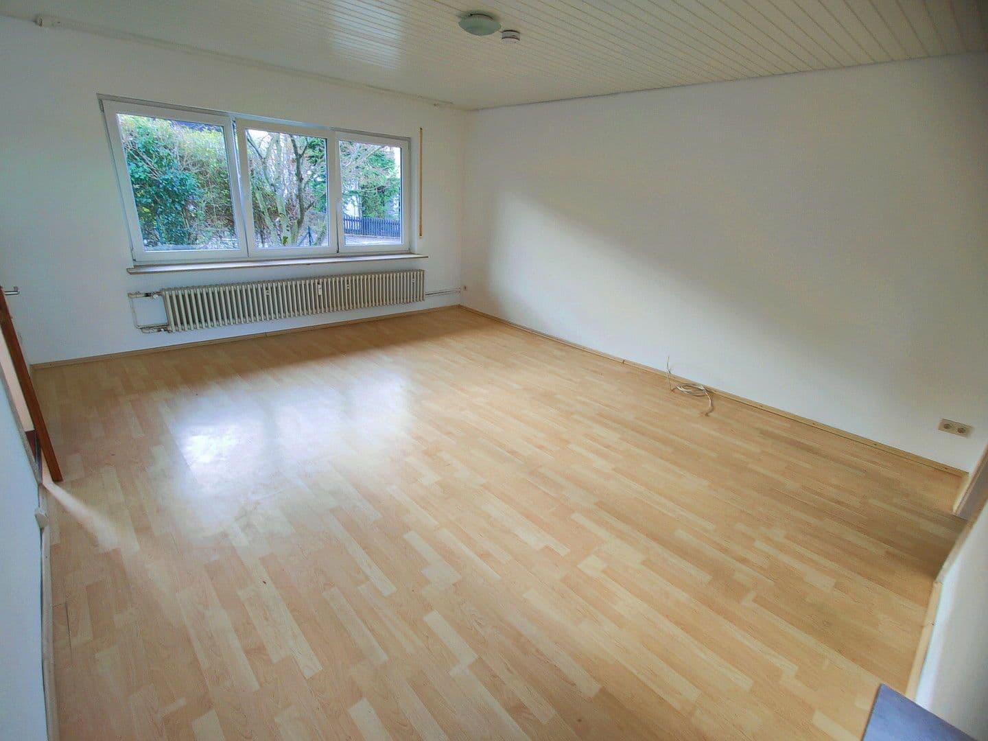 1 bedroom with open-plan kitchen flat to rent, 65 m², Reutlingen, Baden-Württemberg 1 bedroom with open-plan kitchen flat to rent, 65 m², Reutlingen, Baden-Württemberg