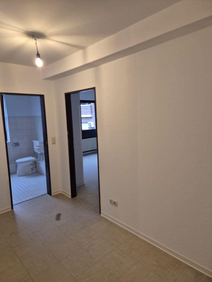 3 bedroom flat to rent, 86 m², Lüpertzender Str. 91, Mönchengladbach, North Rhine-Westphalia 3 bedroom flat to rent, 86 m², Lüpertzender Str. 91, Mönchengladbach, North Rhine-Westphalia