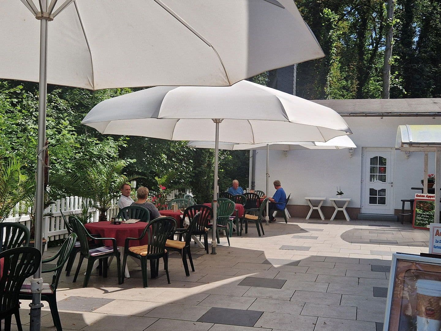 non-residential property for sale, 2,200 m², Lützen, Saxony-Anhalt non-residential property for sale, 2,200 m², Lützen, Saxony-Anhalt