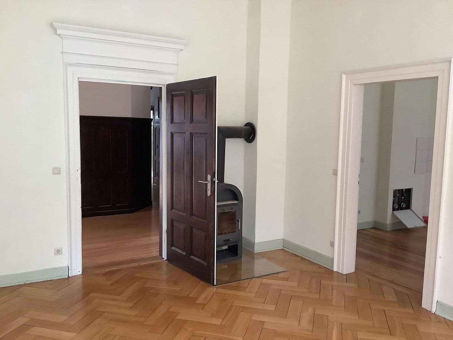 4 bedroom flat to rent, 165 m², Lindenauallee 28, Gotha, Thuringia 4 bedroom flat to rent, 165 m², Lindenauallee 28, Gotha, Thuringia