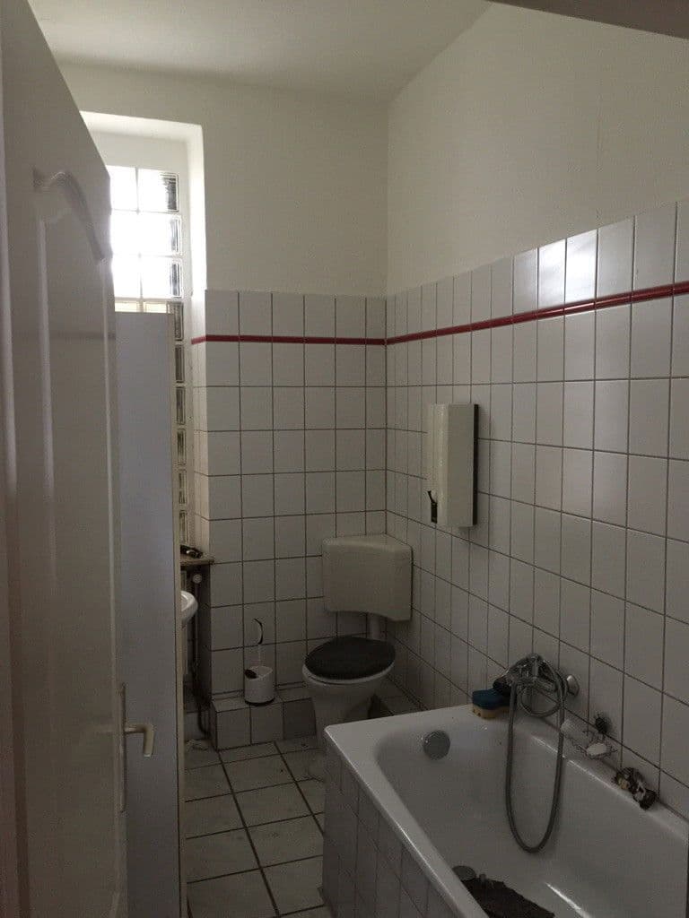 3 bedroom flat to rent, 51 m², Am Stadtbahnhof 21, Wuppertal, North Rhine-Westphalia 3 bedroom flat to rent, 51 m², Am Stadtbahnhof 21, Wuppertal, North Rhine-Westphalia