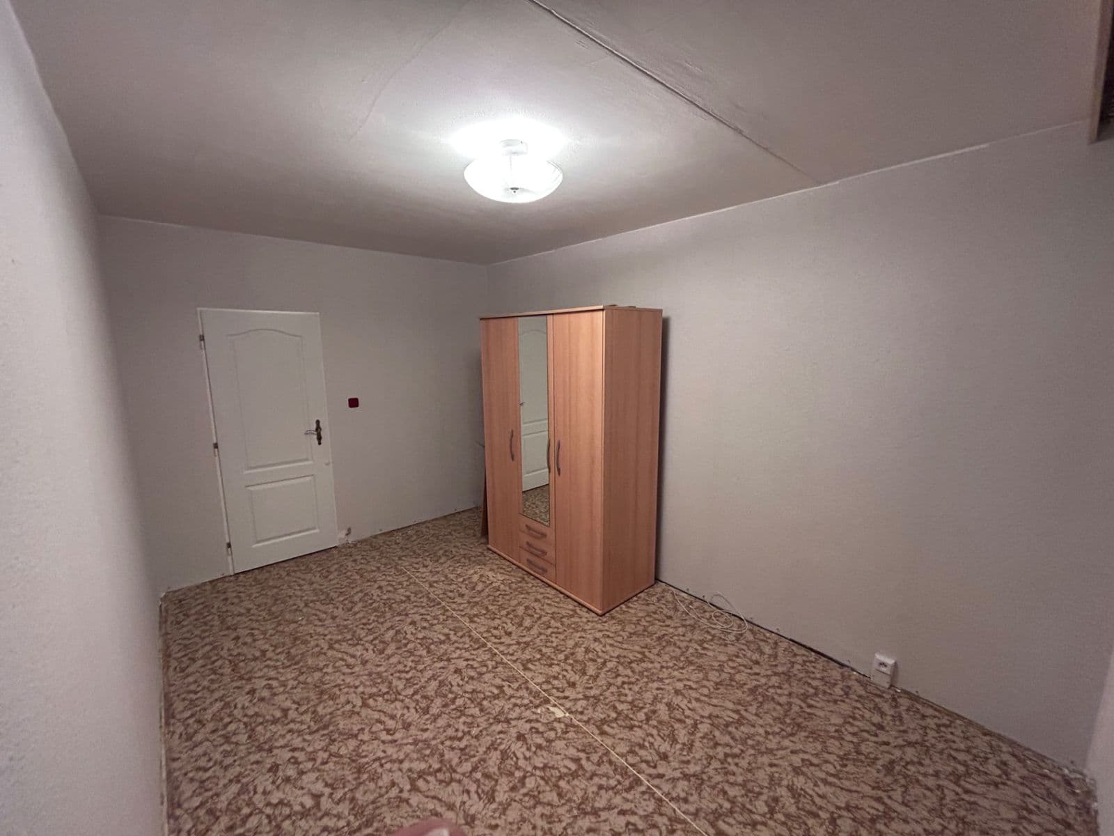 3 bedroom flat to rent, 72 m², Čenětická, Prague, Prague 3 bedroom flat to rent, 72 m², Čenětická, Prague, Prague