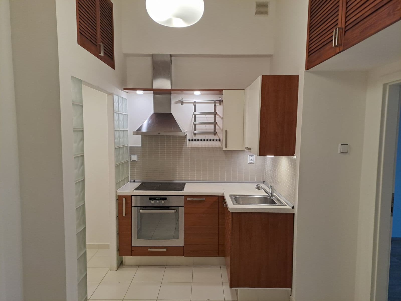 1 bedroom with open-plan kitchen flat to rent, 53 m², V Zálomu, Prague, Prague 1 bedroom with open-plan kitchen flat to rent, 53 m², V Zálomu, Prague, Prague