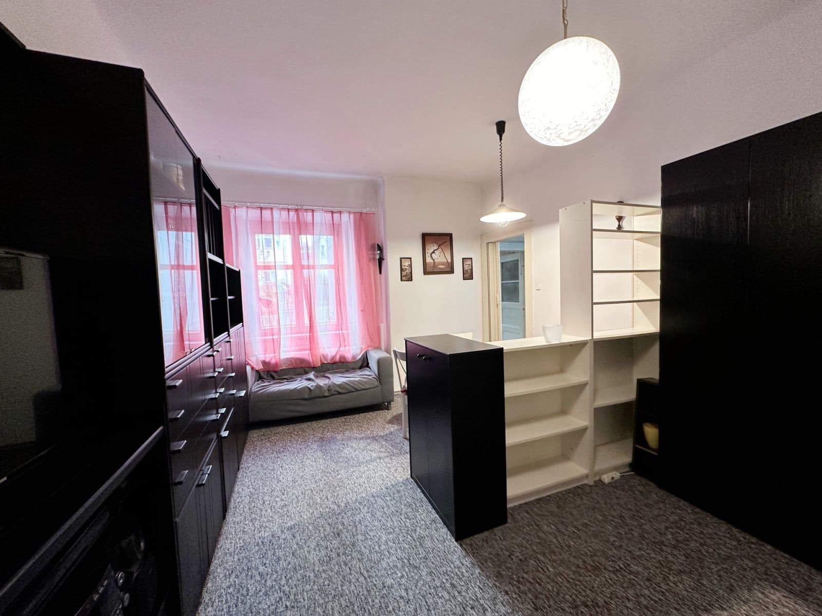 1 bedroom with open-plan kitchen flat to rent, 56 m², Boleslavská, Prague, Prague 1 bedroom with open-plan kitchen flat to rent, 56 m², Boleslavská, Prague, Prague