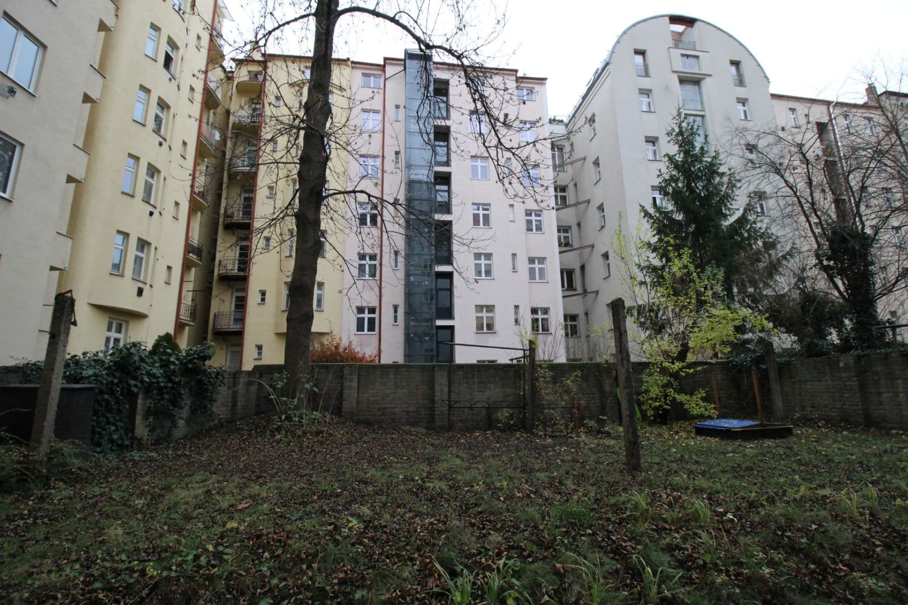 1 bedroom with open-plan kitchen flat to rent, 56 m², Boleslavská, Prague, Prague 1 bedroom with open-plan kitchen flat to rent, 56 m², Boleslavská, Prague, Prague