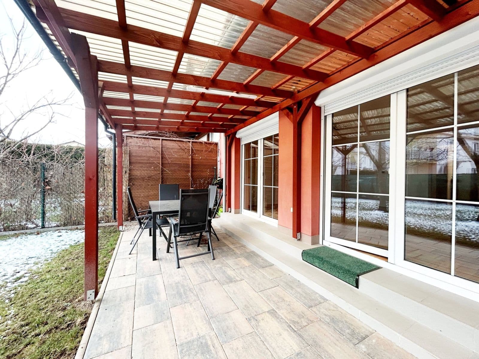 house to rent, 105 m², Družstevní, Nehvizdy, Středočeský Region house to rent, 105 m², Družstevní, Nehvizdy, Středočeský Region