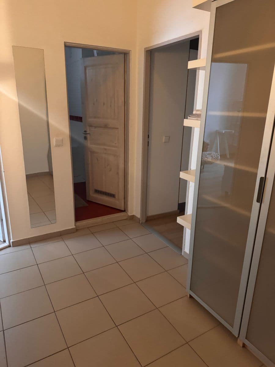 1 bedroom flat to rent, 40 m², Slovenská, Prague, Prague 1 bedroom flat to rent, 40 m², Slovenská, Prague, Prague