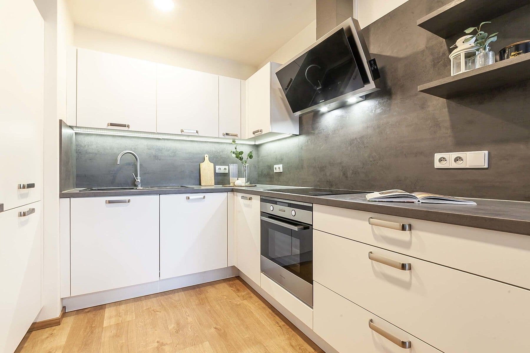 1 bedroom with open-plan kitchen flat for sale, 62 m², Nepilova, Beroun, Středočeský Region 1 bedroom with open-plan kitchen flat for sale, 62 m², Nepilova, Beroun, Středočeský Region