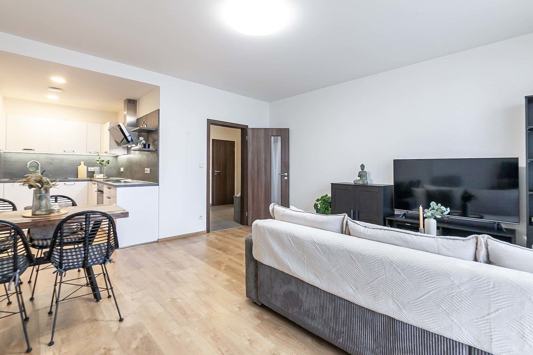 1 bedroom with open-plan kitchen flat for sale, 62 m², Nepilova, Beroun, Středočeský Region 1 bedroom with open-plan kitchen flat for sale, 62 m², Nepilova, Beroun, Středočeský Region