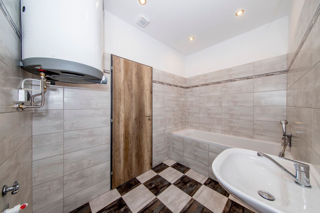 1 bedroom with open-plan kitchen flat to rent, 52 m², U Plynárny, Prague, Prague 1 bedroom with open-plan kitchen flat to rent, 52 m², U Plynárny, Prague, Prague