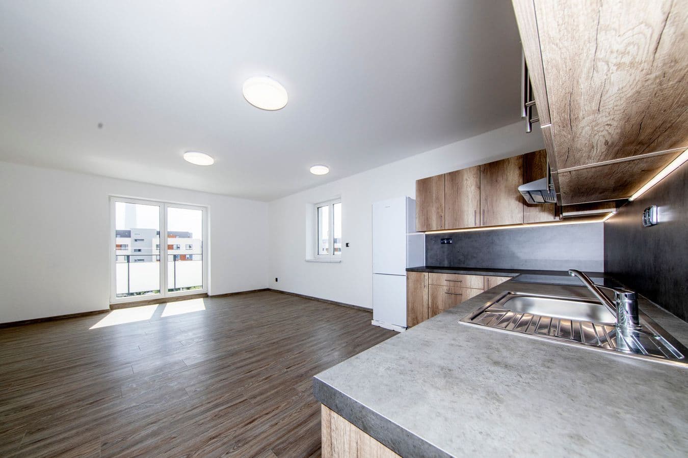 1 bedroom with open-plan kitchen flat to rent, 52 m², U Plynárny, Prague, Prague 1 bedroom with open-plan kitchen flat to rent, 52 m², U Plynárny, Prague, Prague