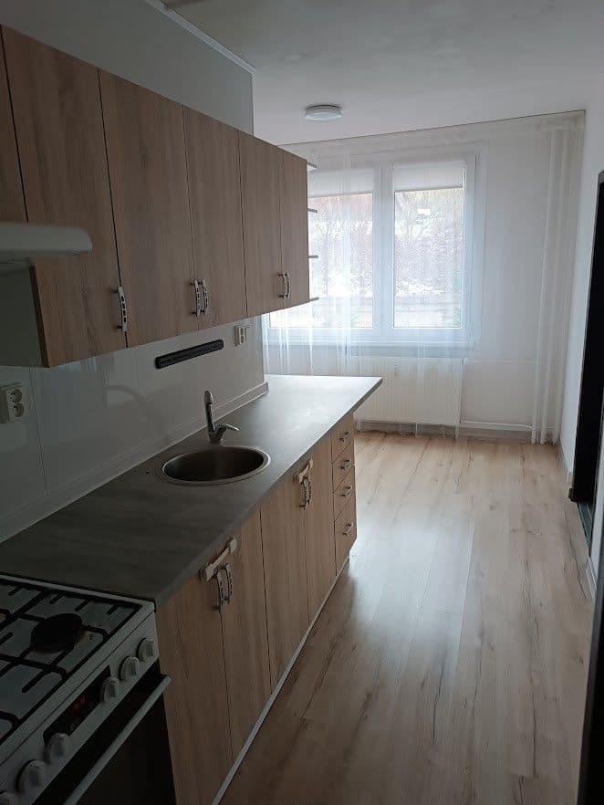 3 bedroom flat to rent, 70 m², Rabasova, Ústí nad Labem, Ústecký Region 3 bedroom flat to rent, 70 m², Rabasova, Ústí nad Labem, Ústecký Region