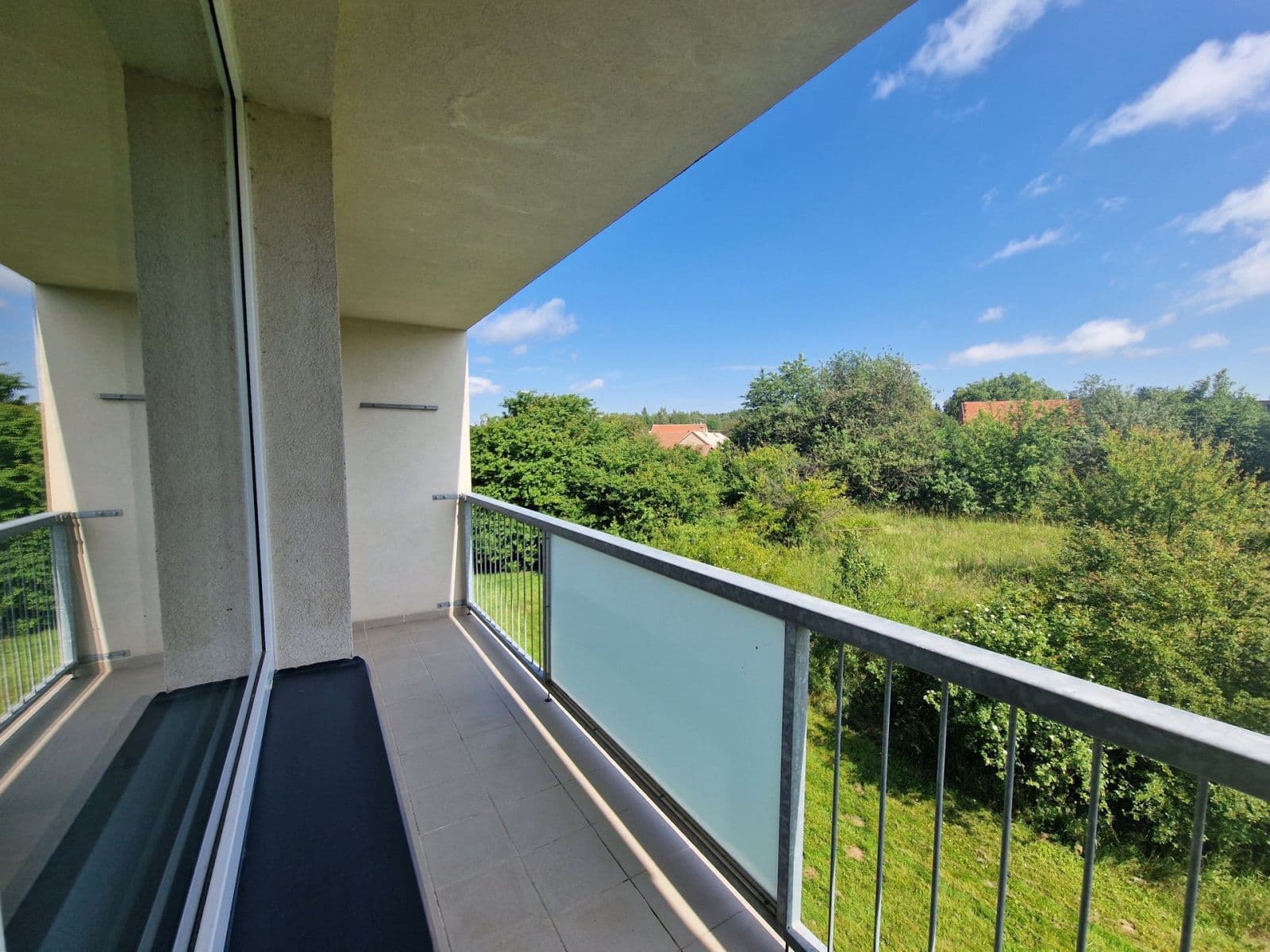 1 bedroom with open-plan kitchen flat for sale, 47 m², Oleška, Středočeský Region 1 bedroom with open-plan kitchen flat for sale, 47 m², Oleška, Středočeský Region