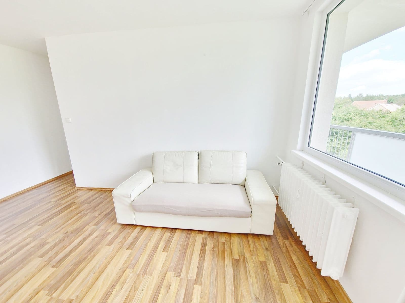 1 bedroom with open-plan kitchen flat for sale, 47 m², Oleška, Středočeský Region 1 bedroom with open-plan kitchen flat for sale, 47 m², Oleška, Středočeský Region