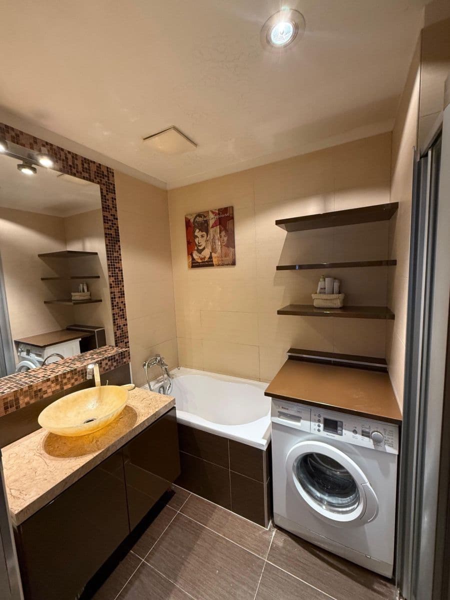 2 bedroom with open-plan kitchen flat to rent, 76 m², Pod Kavalírkou, Prague, Prague 2 bedroom with open-plan kitchen flat to rent, 76 m², Pod Kavalírkou, Prague, Prague