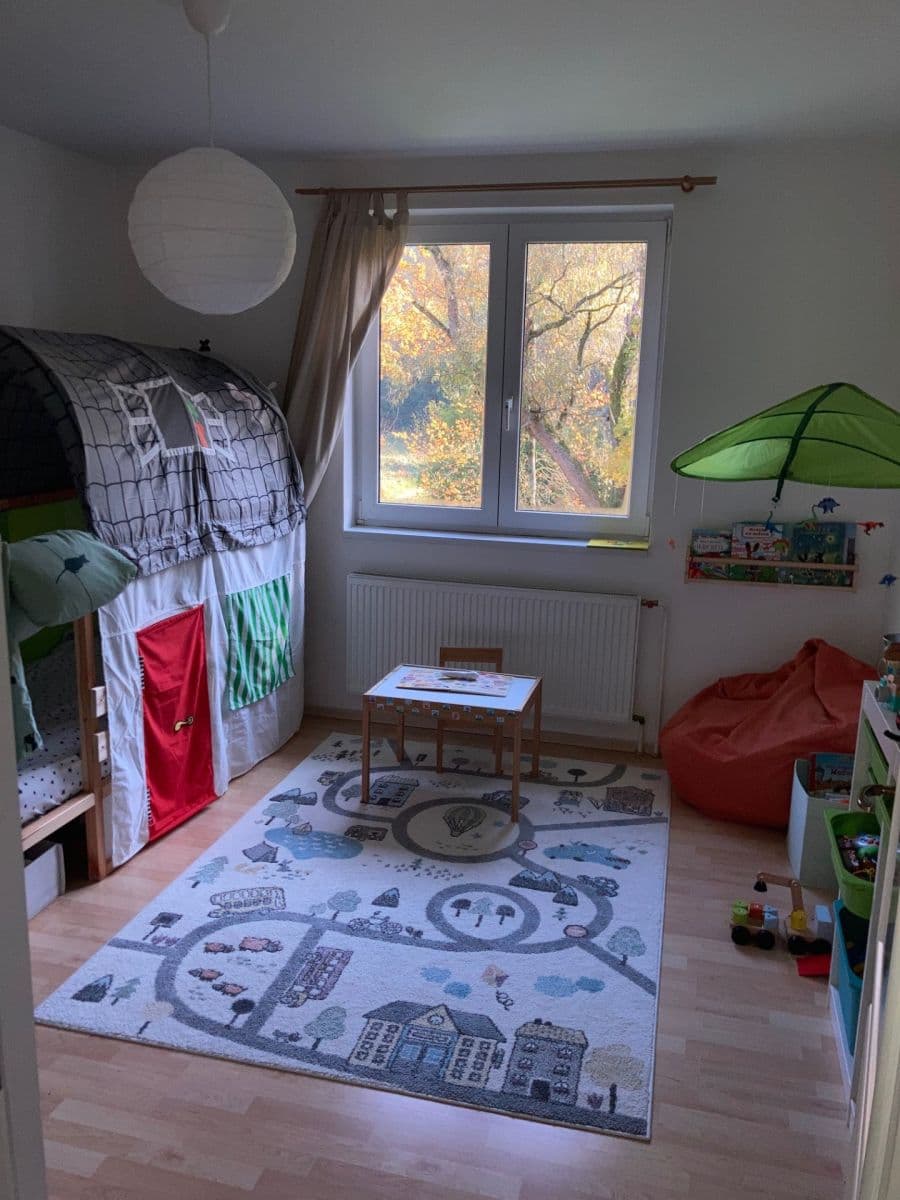 2 bedroom with open-plan kitchen flat to rent, 95 m², Velké Popovice, Středočeský Region 2 bedroom with open-plan kitchen flat to rent, 95 m², Velké Popovice, Středočeský Region