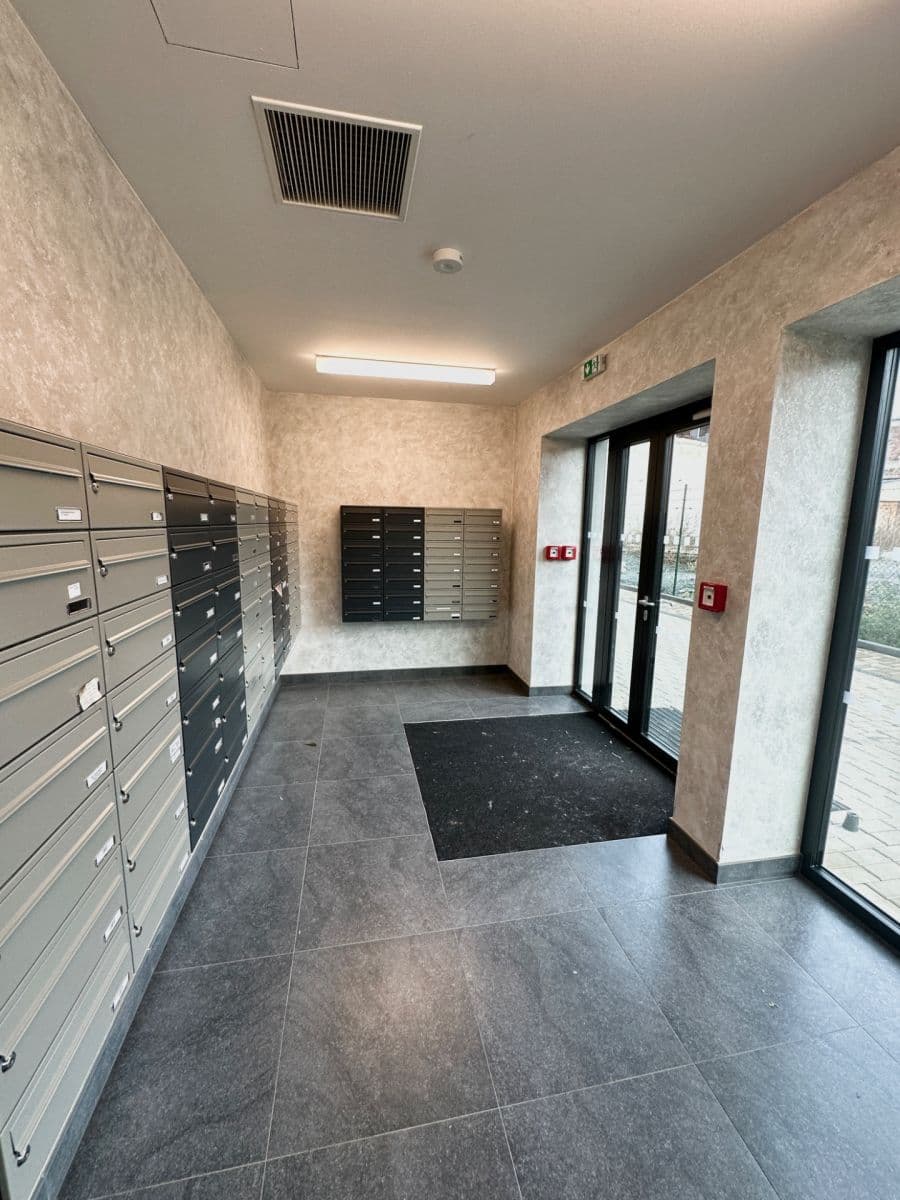 1 bedroom with open-plan kitchen flat to rent, 54 m², Bratislavská, Brno, Jihomoravský Region 1 bedroom with open-plan kitchen flat to rent, 54 m², Bratislavská, Brno, Jihomoravský Region