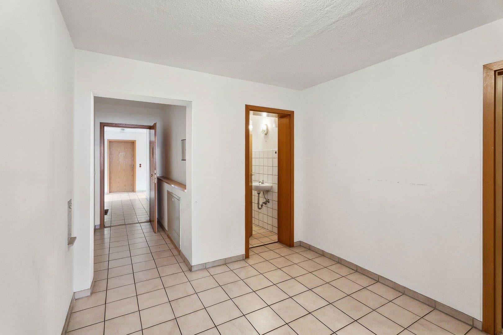 house for sale, 443 m², Ottobeurer Straße 17, Markt Rettenbach, Bavaria house for sale, 443 m², Ottobeurer Straße 17, Markt Rettenbach, Bavaria