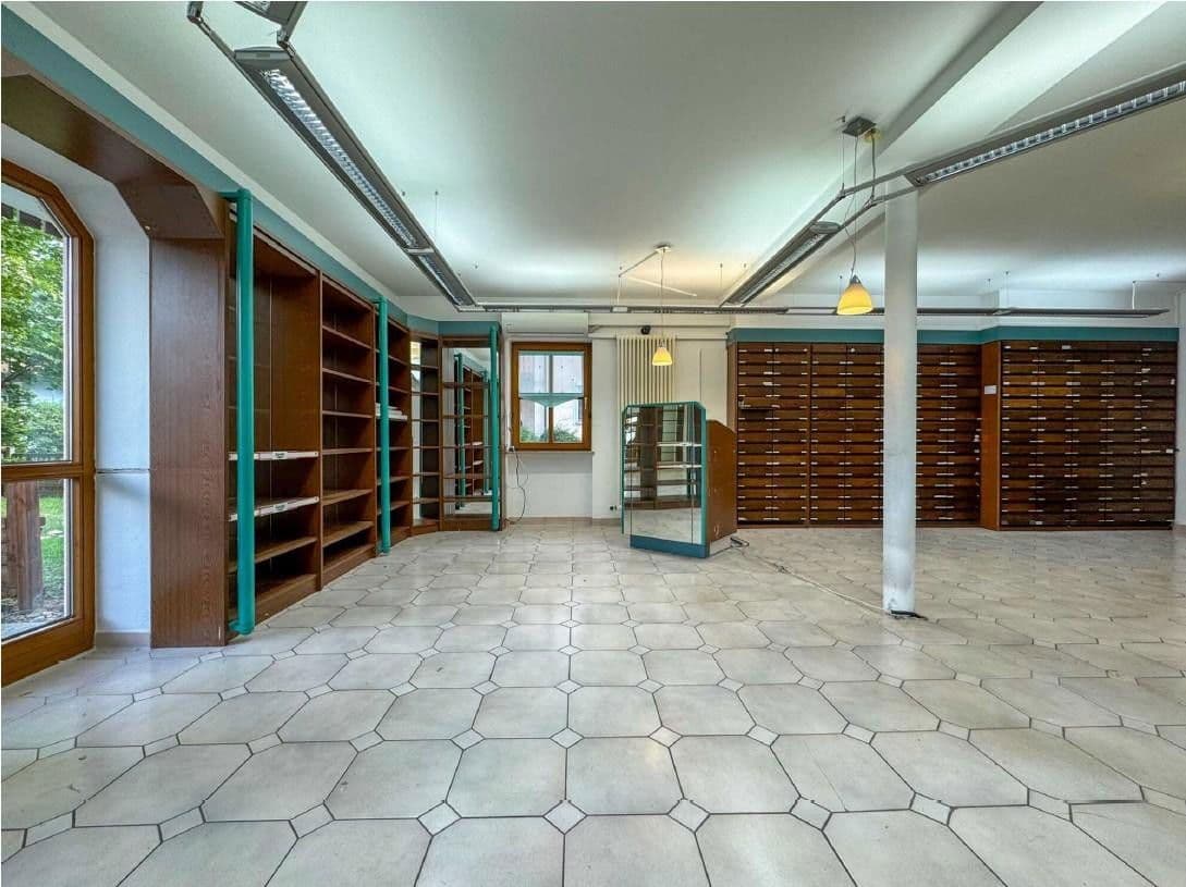 office to rent, 150 m², Hutstraße 15,, Itzgrund, Bavaria office to rent, 150 m², Hutstraße 15,, Itzgrund, Bavaria