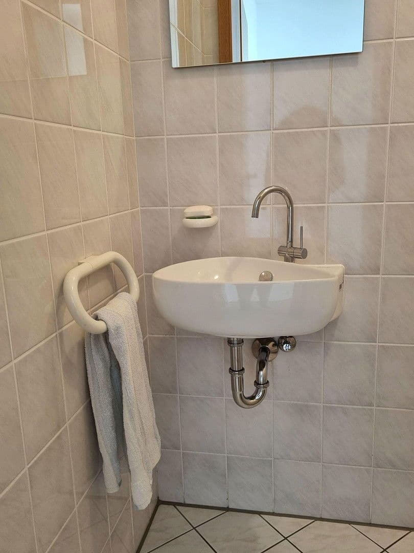 2 bedroom with open-plan kitchen flat to rent, 119 m², Bochum, North Rhine-Westphalia 2 bedroom with open-plan kitchen flat to rent, 119 m², Bochum, North Rhine-Westphalia