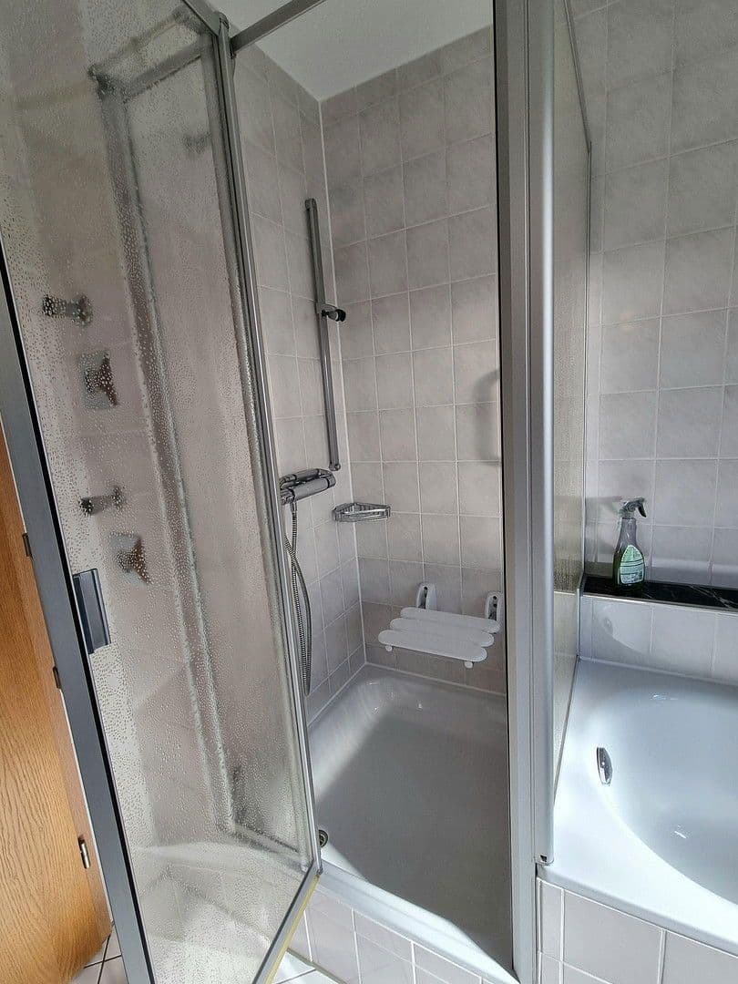 2 bedroom with open-plan kitchen flat to rent, 119 m², Bochum, North Rhine-Westphalia 2 bedroom with open-plan kitchen flat to rent, 119 m², Bochum, North Rhine-Westphalia