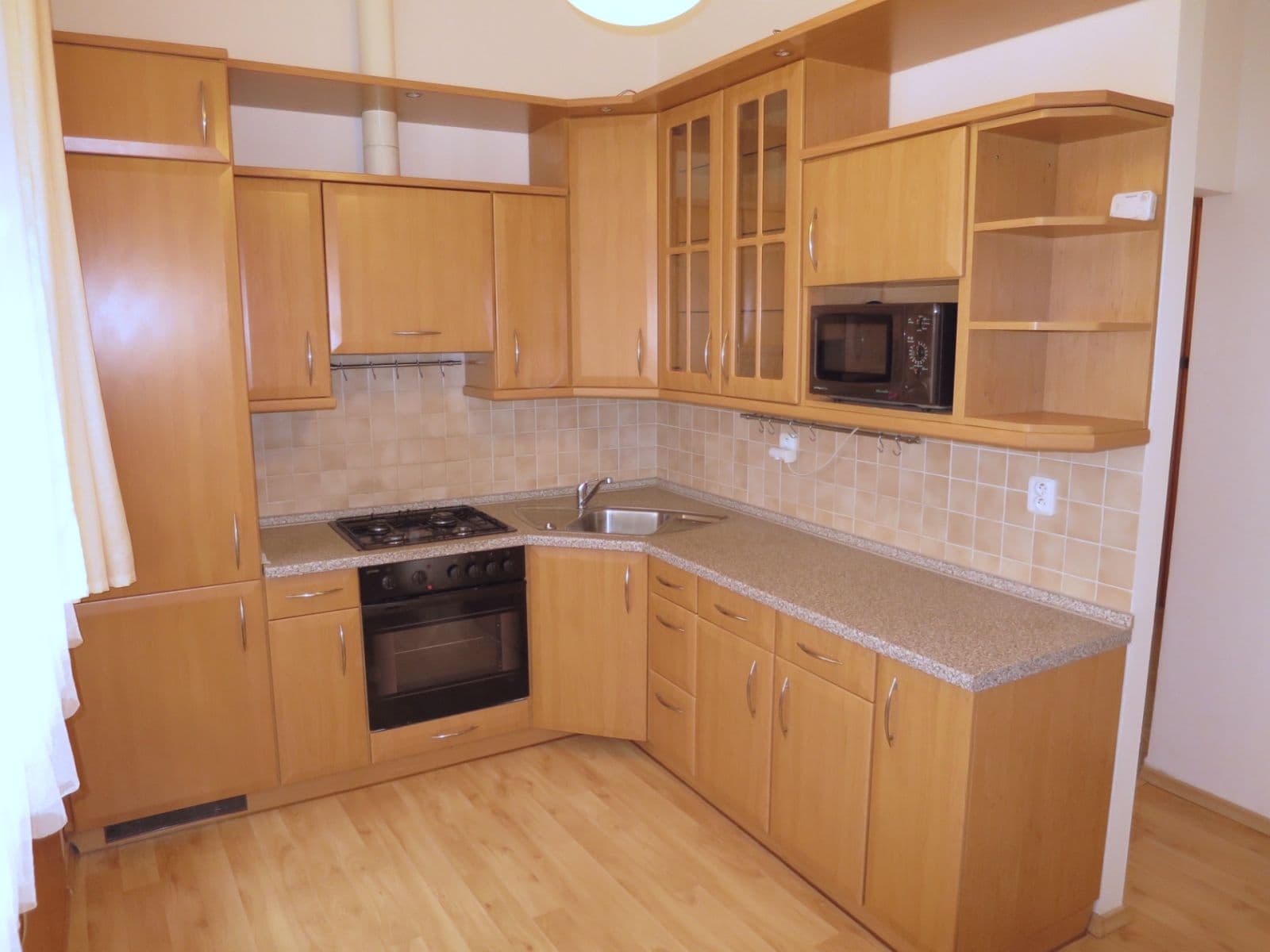 2 bedroom flat to rent, 67 m², Roháčova, Prague, Prague 2 bedroom flat to rent, 67 m², Roháčova, Prague, Prague