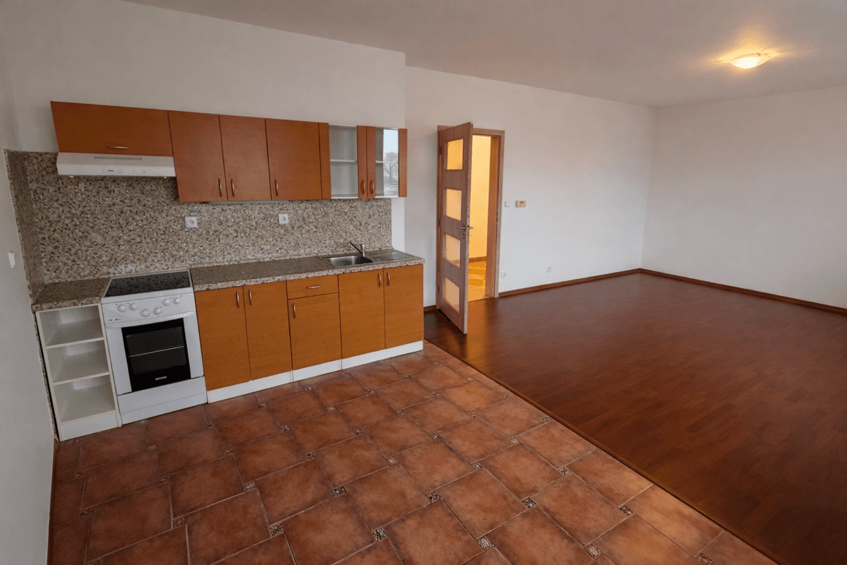 1 bedroom with open-plan kitchen flat to rent, 67 m², Sokolská, Znojmo, Jihomoravský Region 1 bedroom with open-plan kitchen flat to rent, 67 m², Sokolská, Znojmo, Jihomoravský Region