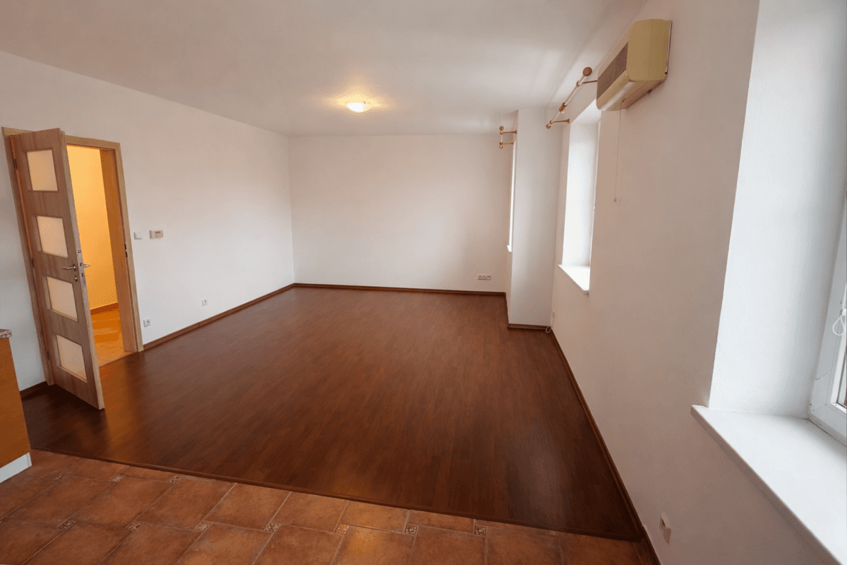 1 bedroom with open-plan kitchen flat to rent, 67 m², Sokolská, Znojmo, Jihomoravský Region 1 bedroom with open-plan kitchen flat to rent, 67 m², Sokolská, Znojmo, Jihomoravský Region