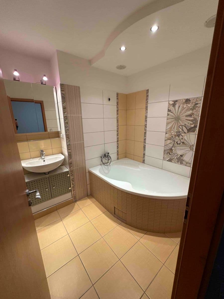 2 bedroom flat to rent, 68 m², Hornická, Dubňany, Jihomoravský Region 2 bedroom flat to rent, 68 m², Hornická, Dubňany, Jihomoravský Region