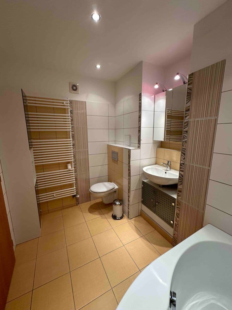 2 bedroom flat to rent, 68 m², Hornická, Dubňany, Jihomoravský Region 2 bedroom flat to rent, 68 m², Hornická, Dubňany, Jihomoravský Region