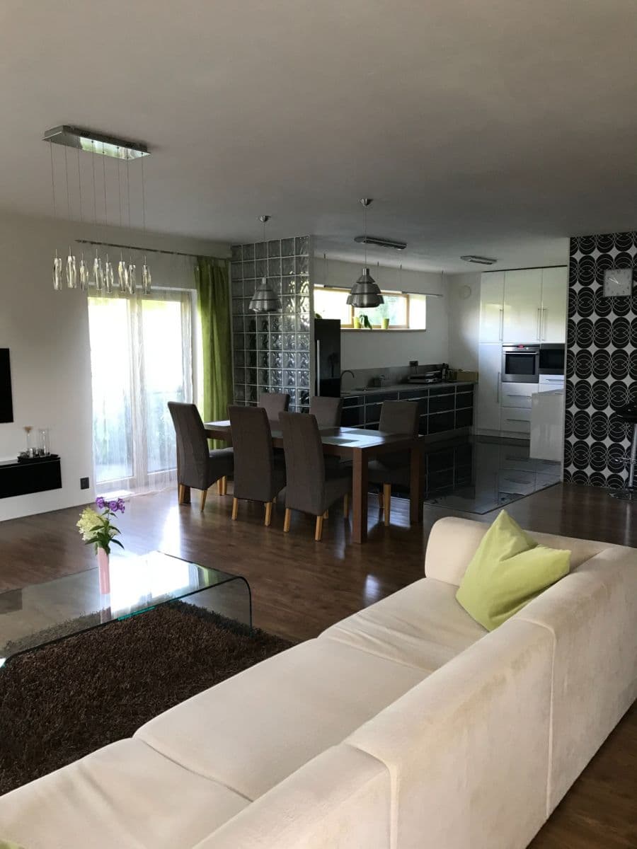 house to rent, 170 m², Sluneční, Velké Přítočno, Středočeský Region house to rent, 170 m², Sluneční, Velké Přítočno, Středočeský Region