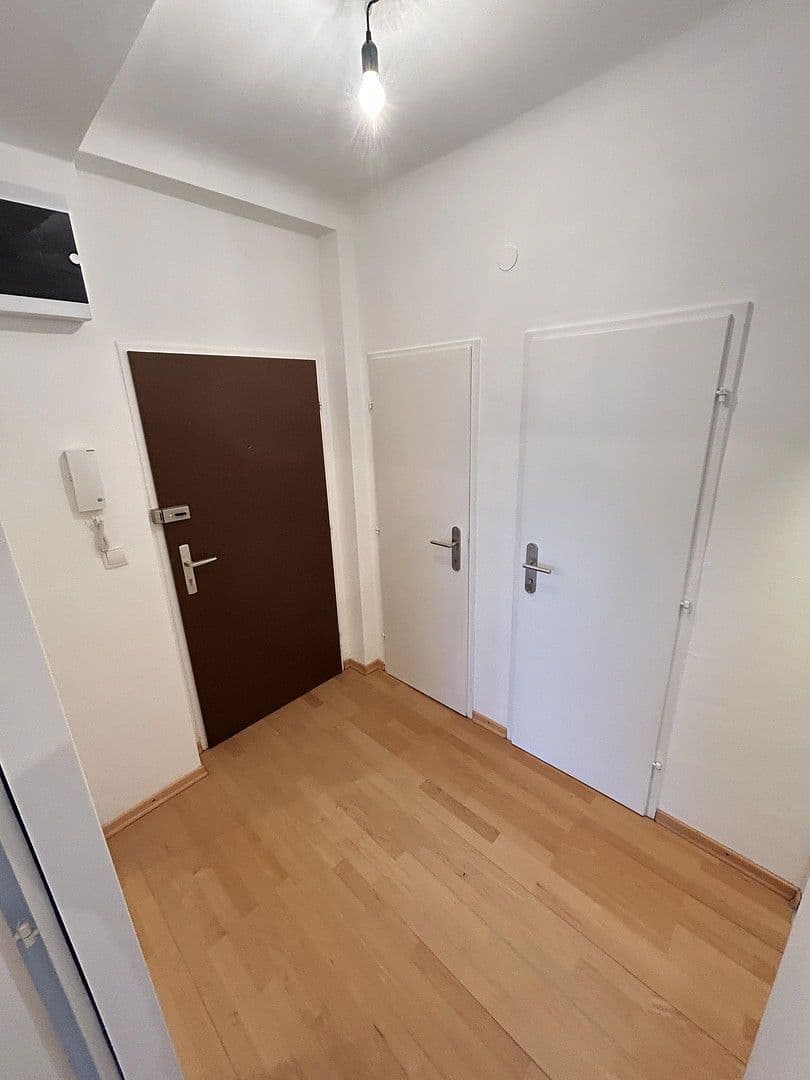 2 bedroom flat to rent, 48 m², Anningerstrasse 32, Mödling, Lower Austria 2 bedroom flat to rent, 48 m², Anningerstrasse 32, Mödling, Lower Austria