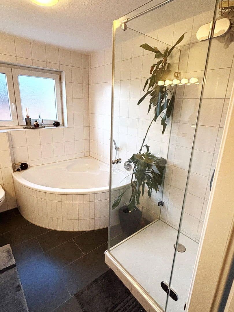 2 bedroom with open-plan kitchen flat for sale, 86 m², Untergruppenbach, Baden-Württemberg 2 bedroom with open-plan kitchen flat for sale, 86 m², Untergruppenbach, Baden-Württemberg