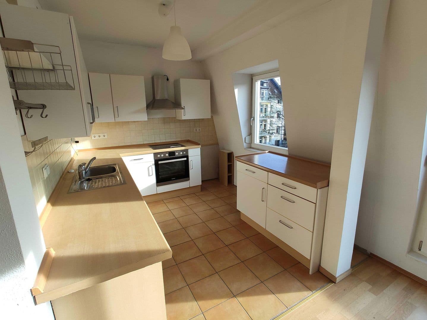 4 bedroom flat to rent, 114 m², Karlsruhe, Baden-Württemberg 4 bedroom flat to rent, 114 m², Karlsruhe, Baden-Württemberg