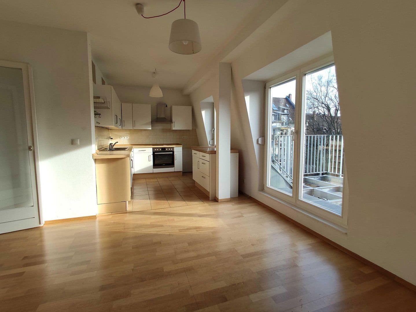 4 bedroom flat to rent, 114 m², Karlsruhe, Baden-Württemberg 4 bedroom flat to rent, 114 m², Karlsruhe, Baden-Württemberg