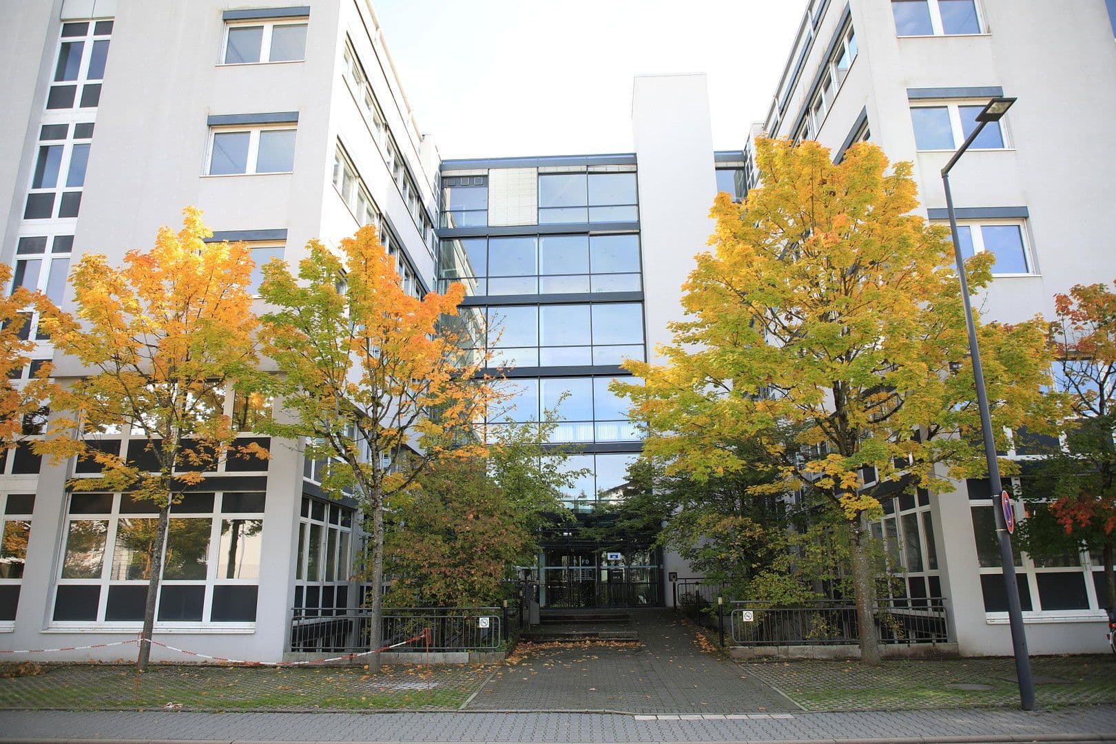 office to rent, 630 m², Dietmar-Hopp-Allee 23, Walldorf, Baden-Württemberg office to rent, 630 m², Dietmar-Hopp-Allee 23, Walldorf, Baden-Württemberg