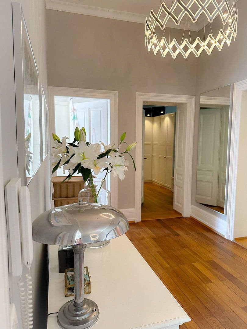 4 bedroom flat to rent, 160 m², Frankfurt, Hesse 4 bedroom flat to rent, 160 m², Frankfurt, Hesse