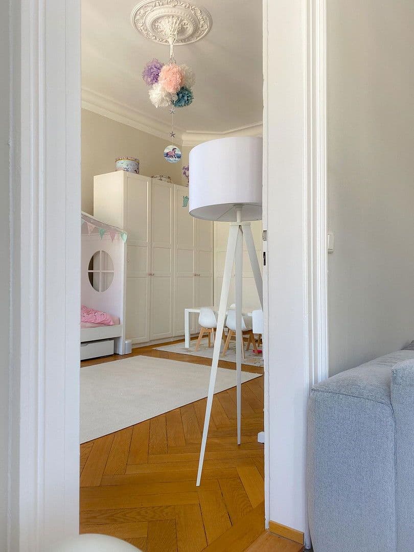 4 bedroom flat to rent, 160 m², Frankfurt, Hesse 4 bedroom flat to rent, 160 m², Frankfurt, Hesse