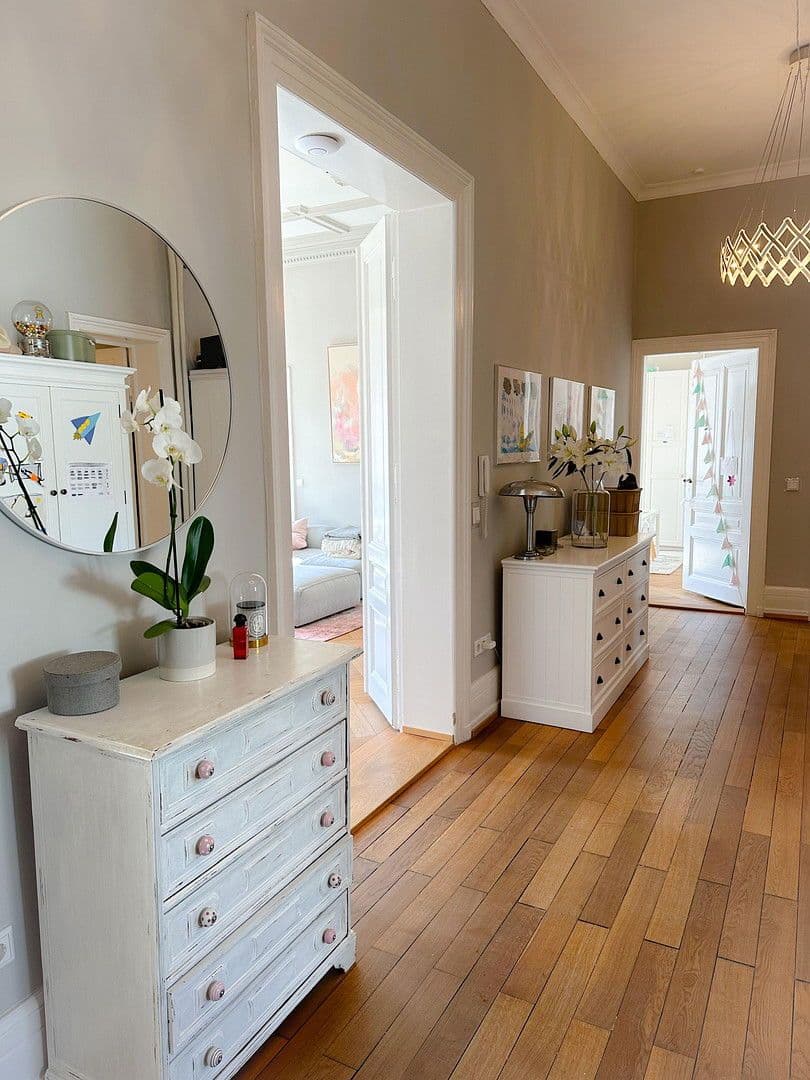 4 bedroom flat to rent, 160 m², Frankfurt, Hesse 4 bedroom flat to rent, 160 m², Frankfurt, Hesse